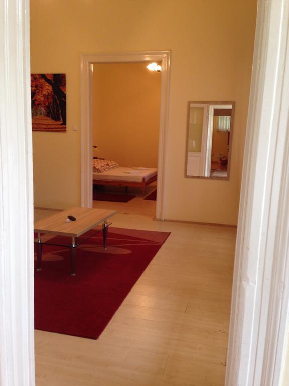 Peterfia Apartman Дебрецен Екстер'єр фото